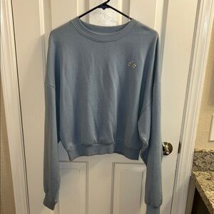 Alo Cropped Accolade Crewneck